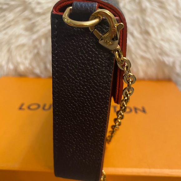 SOLD-Louis Vuitton Felicie Pochette - SOLD on IG - Picture 9 of 12